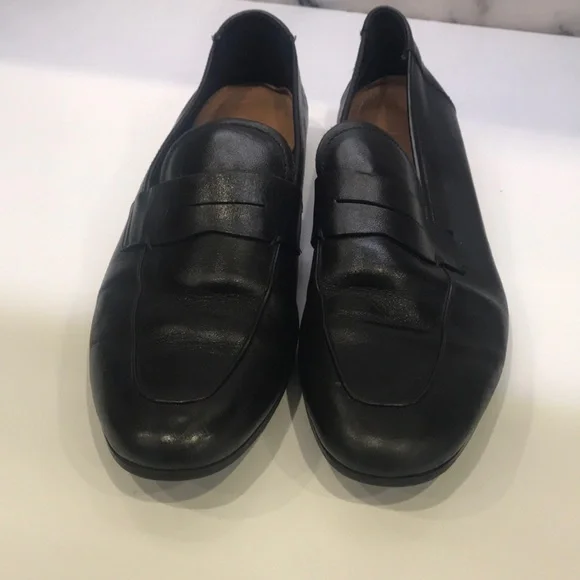 Zara | Shoes | Zara Loafers Sz 43 | Poshmark display picture 1
